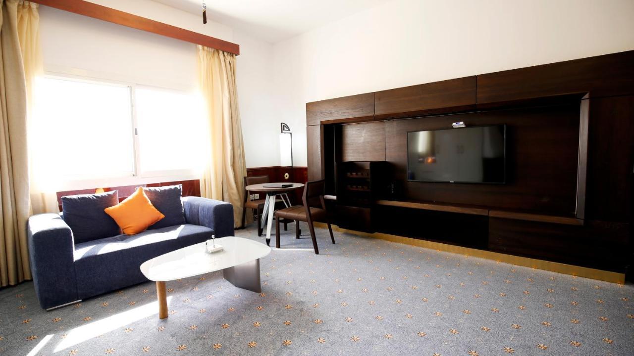 Great Wall Hotel Ras al-Khaimah Exterior photo
